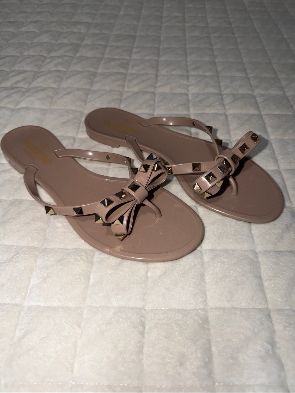 Valentino Mauve Studded Bow Thong Sandals